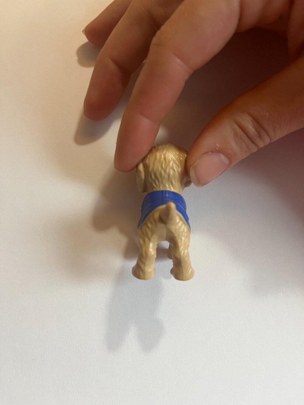 Barbie Dolphin Magic Ocean View Boat Beige Dog Figure - Picture 2 of 4
